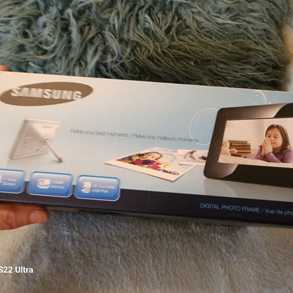 Samsung digital photo frame - Picture 8 of 10